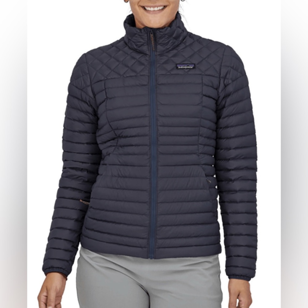 Patagonia Women's Smolder Blue AlpLight Down Jacket. NWT